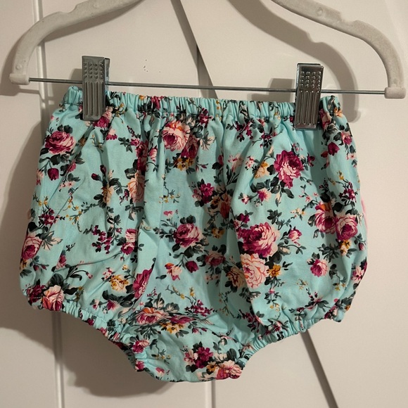 Girls 3T Sweet Magnolia Smocks Floral Cow Skull Bow Back Top and Ruffle Bloomers - Picture 4 of 5